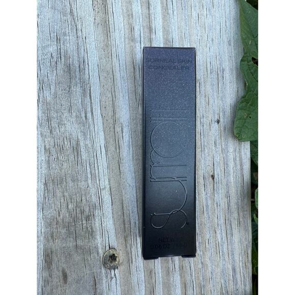 Surratt Beauty Skin Concealer Stick Shade 8  New in Box - Picture 4 of 5